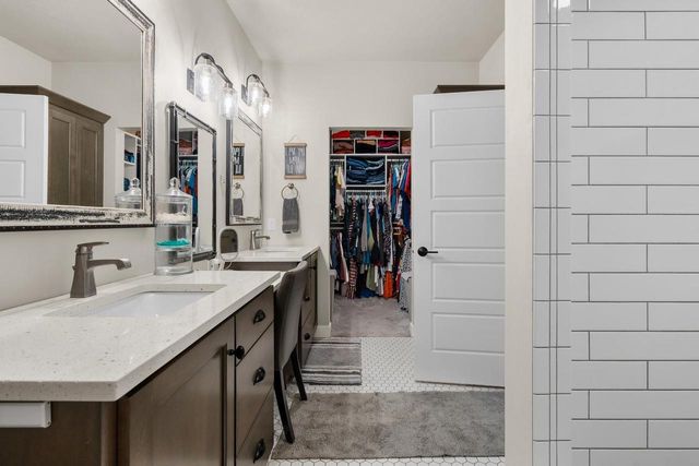 W5638 HOELZEL WAY, Appleton, WI 54915