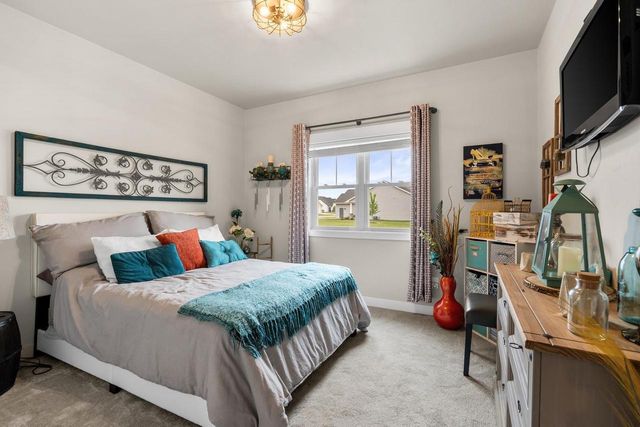 W5638 HOELZEL WAY, Appleton, WI 54915