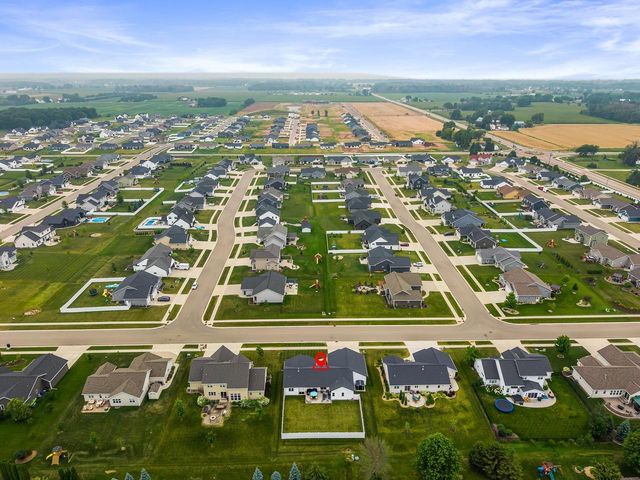 W5638 HOELZEL WAY, Appleton, WI 54915