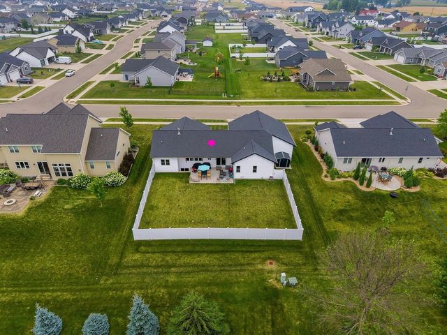 W5638 HOELZEL WAY, Appleton, WI 54915