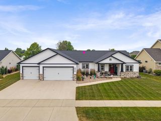 W5638 HOELZEL WAY, Appleton, WI 54915