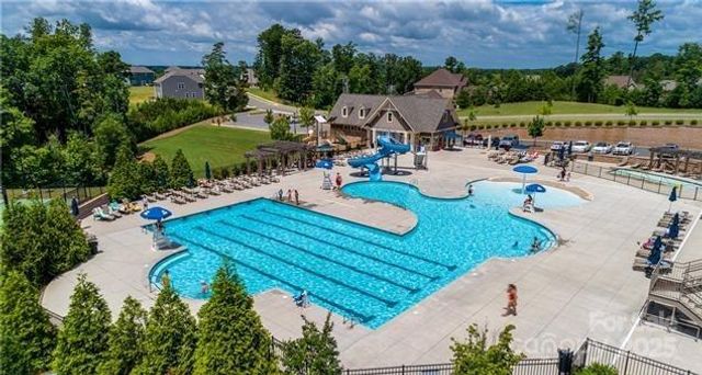 16402 Doves Canyon Lane, Charlotte, NC 28278
