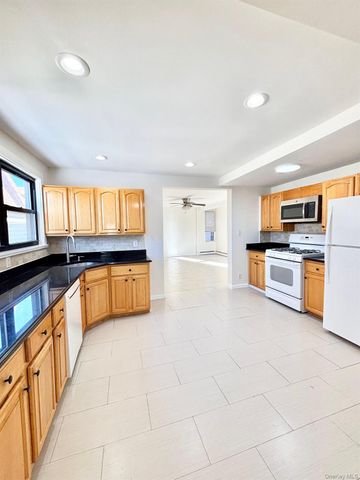 487 5th Avenue, Cedarhurst, NY 11516