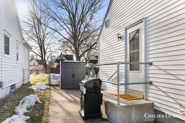 134 Lawrence Street, Grand Rapids, MI 49505