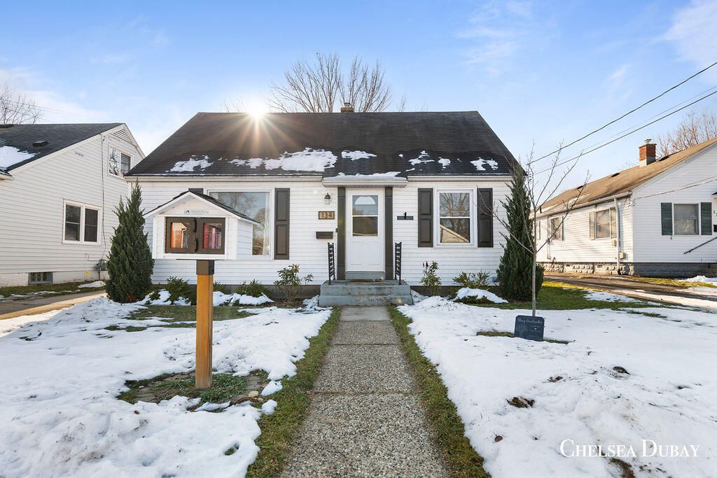 134 Lawrence Street, Grand Rapids, MI 49505
