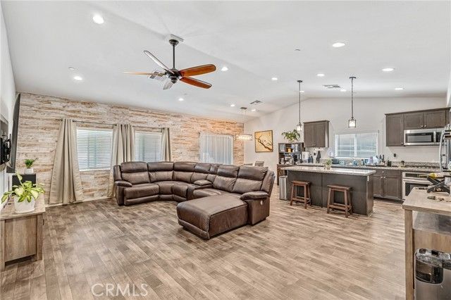 11999 Foster, Victorville, CA 92392