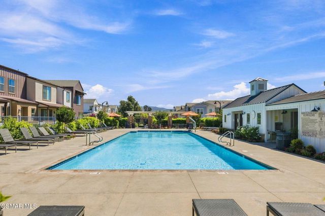 1909 Cottage Drive 3, Simi Valley, CA 93065