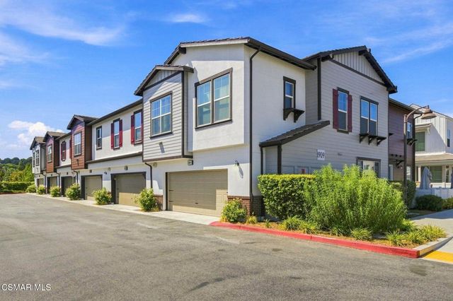 1909 Cottage Drive 3, Simi Valley, CA 93065