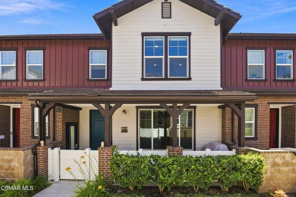 1909 Cottage Drive 3, Simi Valley, CA 93065