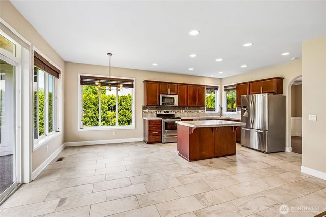 2918 146th Avenue E, Sumner, WA 98390