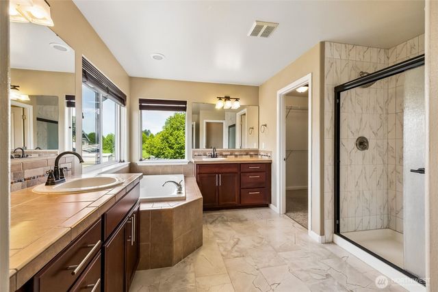 2918 146th Avenue E, Sumner, WA 98390
