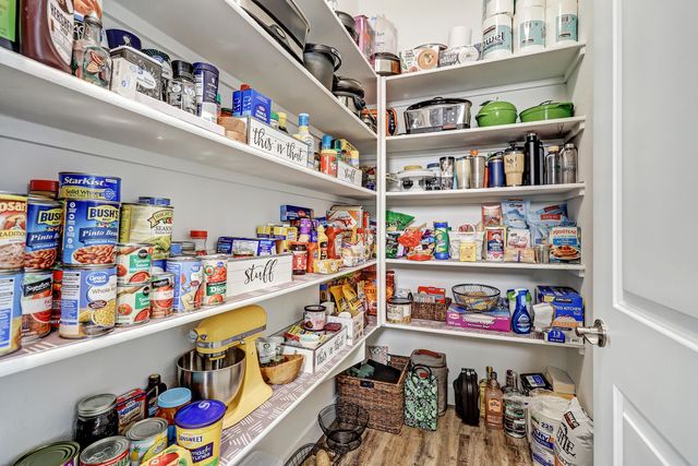 9224 Sugar Creek Lane NW, Albuquerque, NM 87120