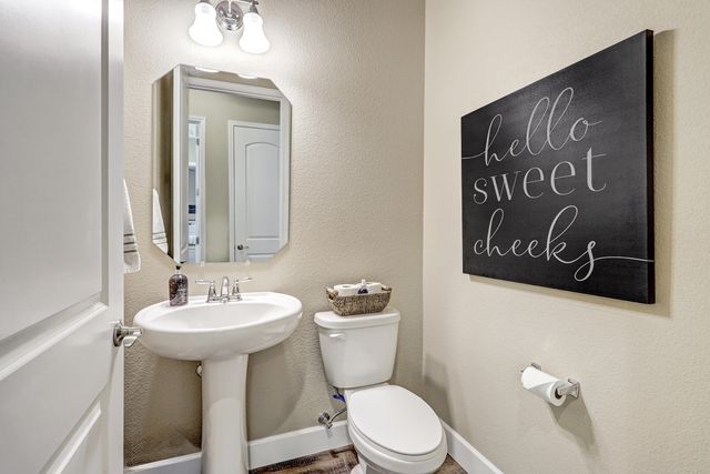 9224 Sugar Creek Lane NW, Albuquerque, NM 87120