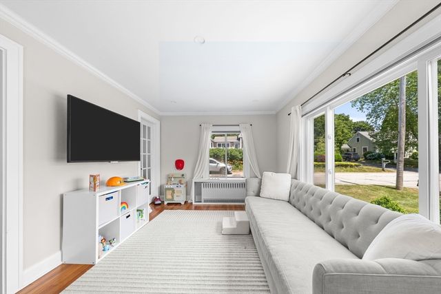 50 Wilson St, Dartmouth, MA 02748
