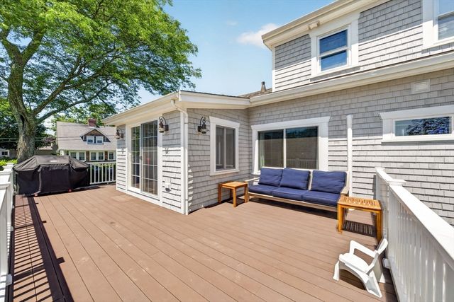 50 Wilson St, Dartmouth, MA 02748