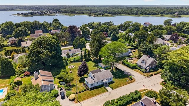 50 Wilson St, Dartmouth, MA 02748