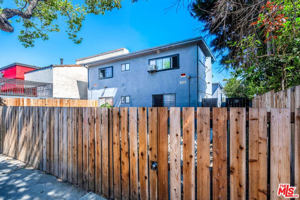 1016 S Westlake Avenue, Los Angeles, CA 90006 — photo 2