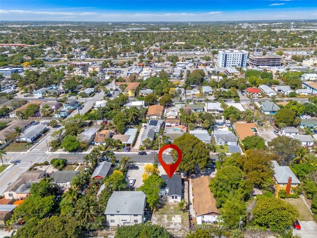 914 S L St, Lake Worth, FL 33460