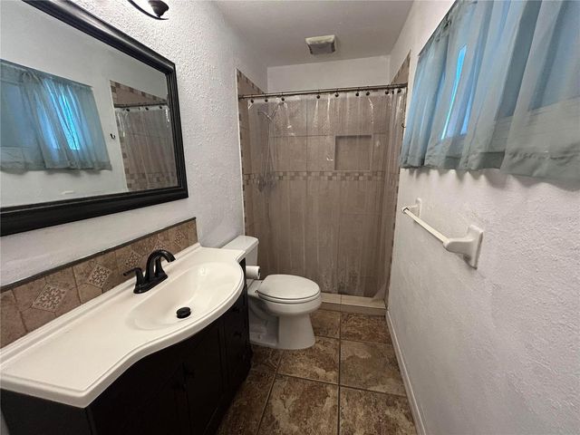 3710 31ST AVENUE W, Bradenton, FL 34205