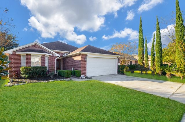 17039 Clan Macgregor Drive, Houston, TX 77084