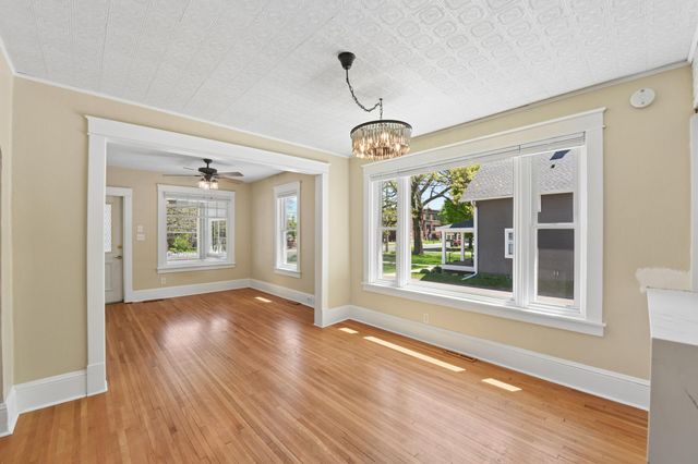 4721 Bald Eagle Avenue, White Bear Lake, MN 55110