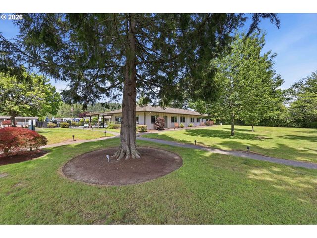 13640 Se HIGHWAY 212 54, Clackamas, OR 97015