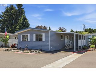 13640 Se HIGHWAY 212 54, Clackamas, OR 97015