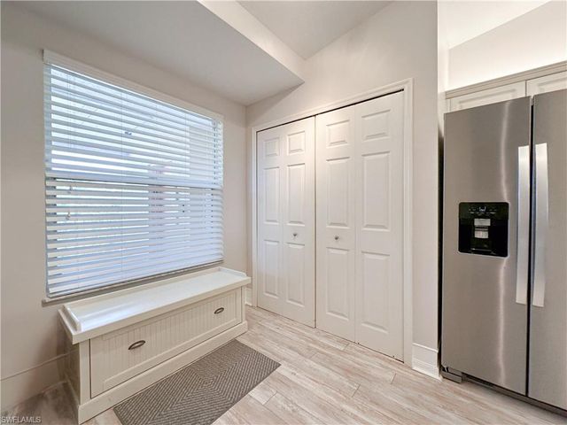 300 Horse Creek DR 503, Naples, FL 34110