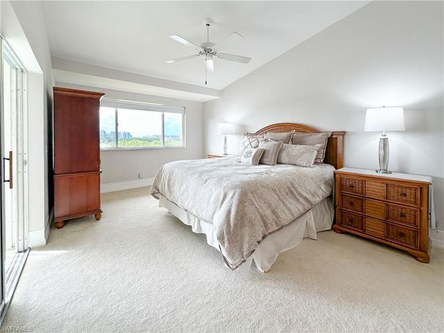 300 Horse Creek DR 503, Naples, FL 34110