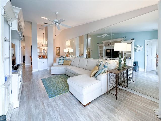 300 Horse Creek DR 503, Naples, FL 34110