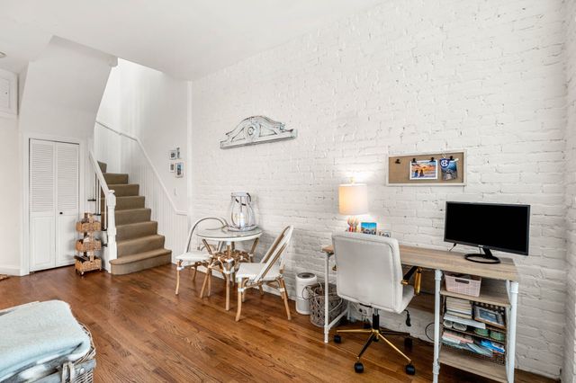 198 Saint Botolph St 9, Boston, MA 02115