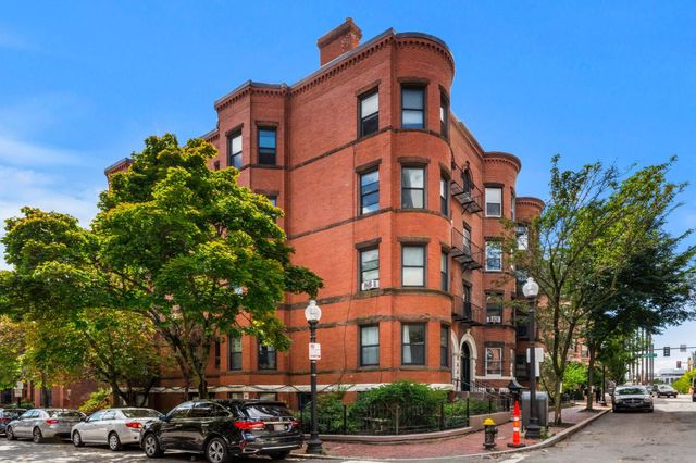 198 Saint Botolph St 9, Boston, MA 02115