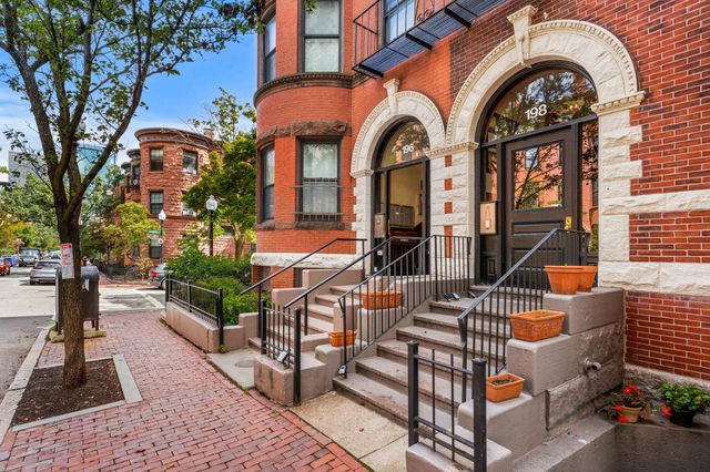 198 Saint Botolph St 9, Boston, MA 02115