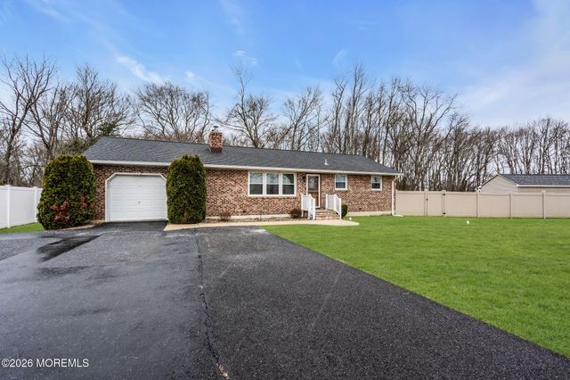 130 Pointville Road, Pemberton, NJ 08068