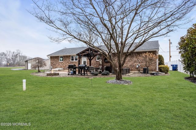 130 Pointville Road, Pemberton, NJ 08068