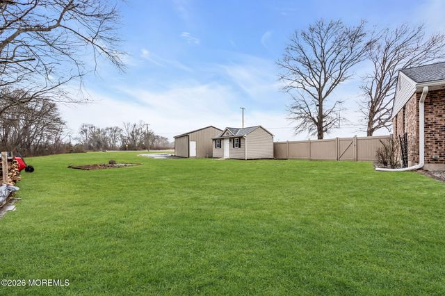 130 Pointville Road, Pemberton, NJ 08068