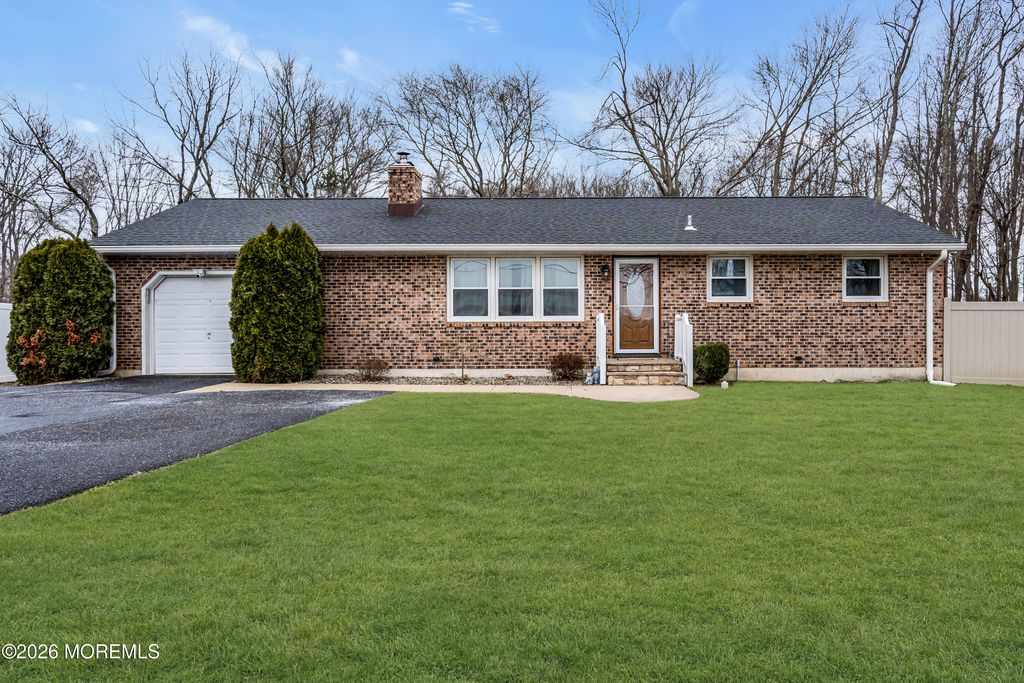 130 Pointville Road, Pemberton, NJ 08068