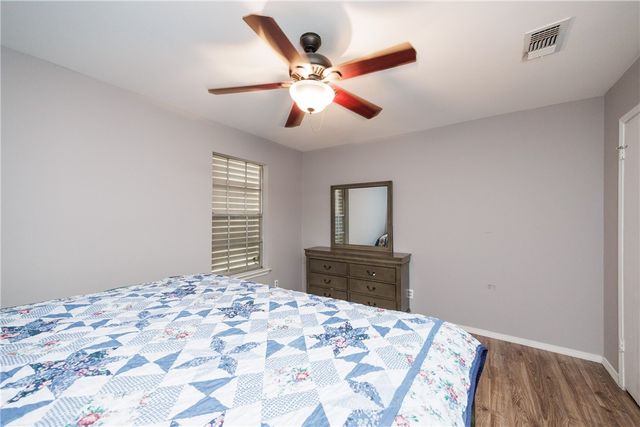 6702 Everhart T106, Corpus Christi, TX 78413