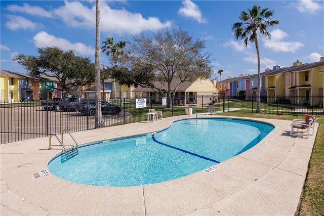 6702 Everhart T106, Corpus Christi, TX 78413