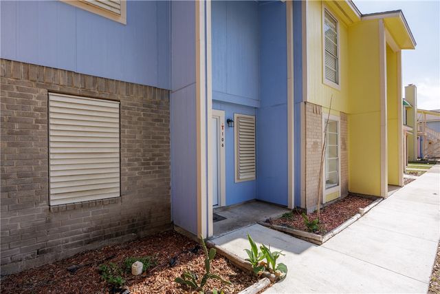 6702 Everhart T106, Corpus Christi, TX 78413