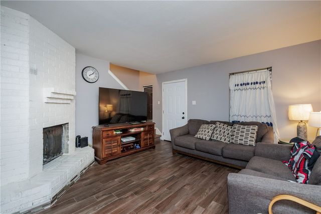 6702 Everhart T106, Corpus Christi, TX 78413