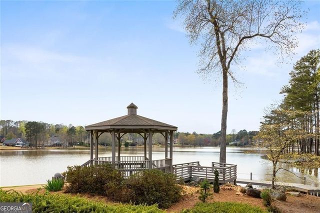 25 Springwater Way, Newnan, GA 30265