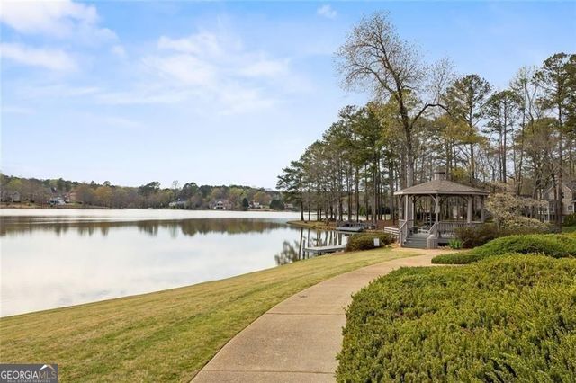 25 Springwater Way, Newnan, GA 30265