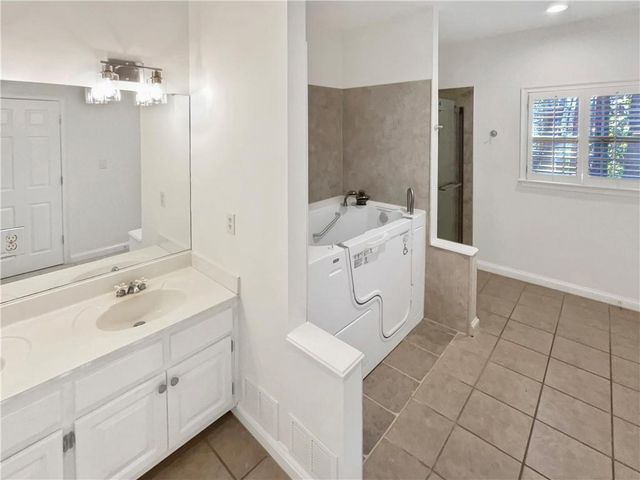 86 Lancaster Way, Newnan, GA 30263