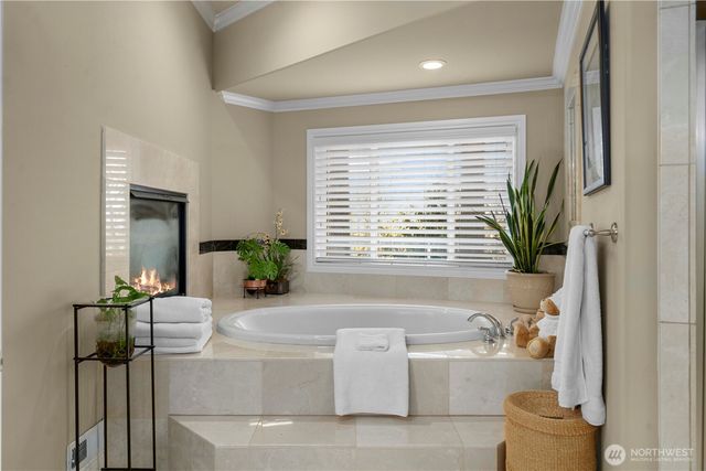 5325 145th Place SE, Bellevue, WA 98006