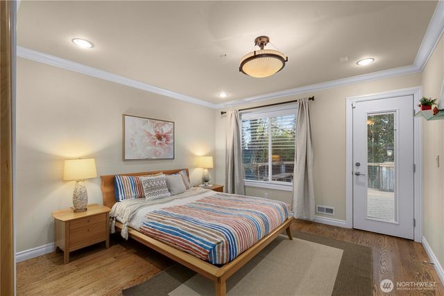 5325 145th Place SE, Bellevue, WA 98006