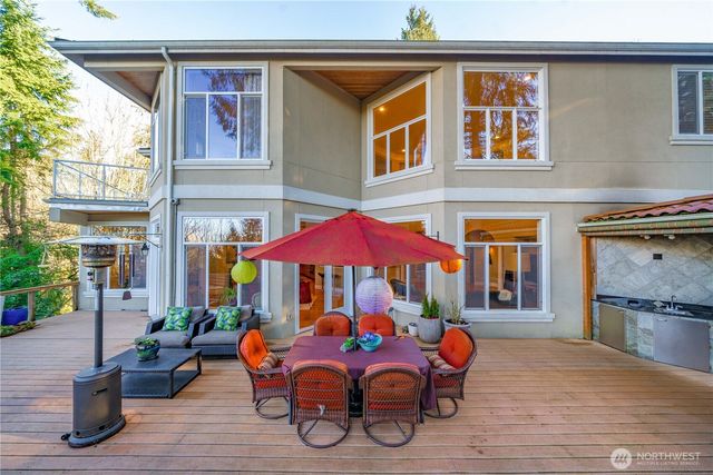 5325 145th Place SE, Bellevue, WA 98006