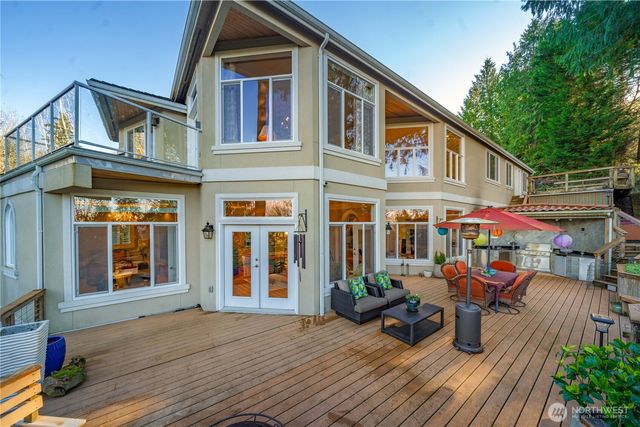 5325 145th Place SE, Bellevue, WA 98006