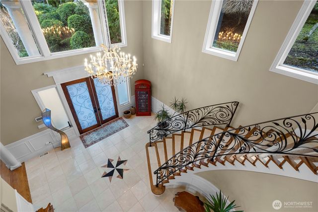 5325 145th Place SE, Bellevue, WA 98006