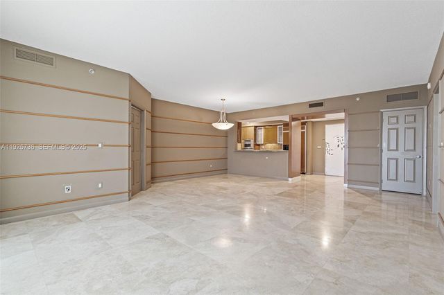 1819 SE 17th St 603, Fort Lauderdale, FL 33316